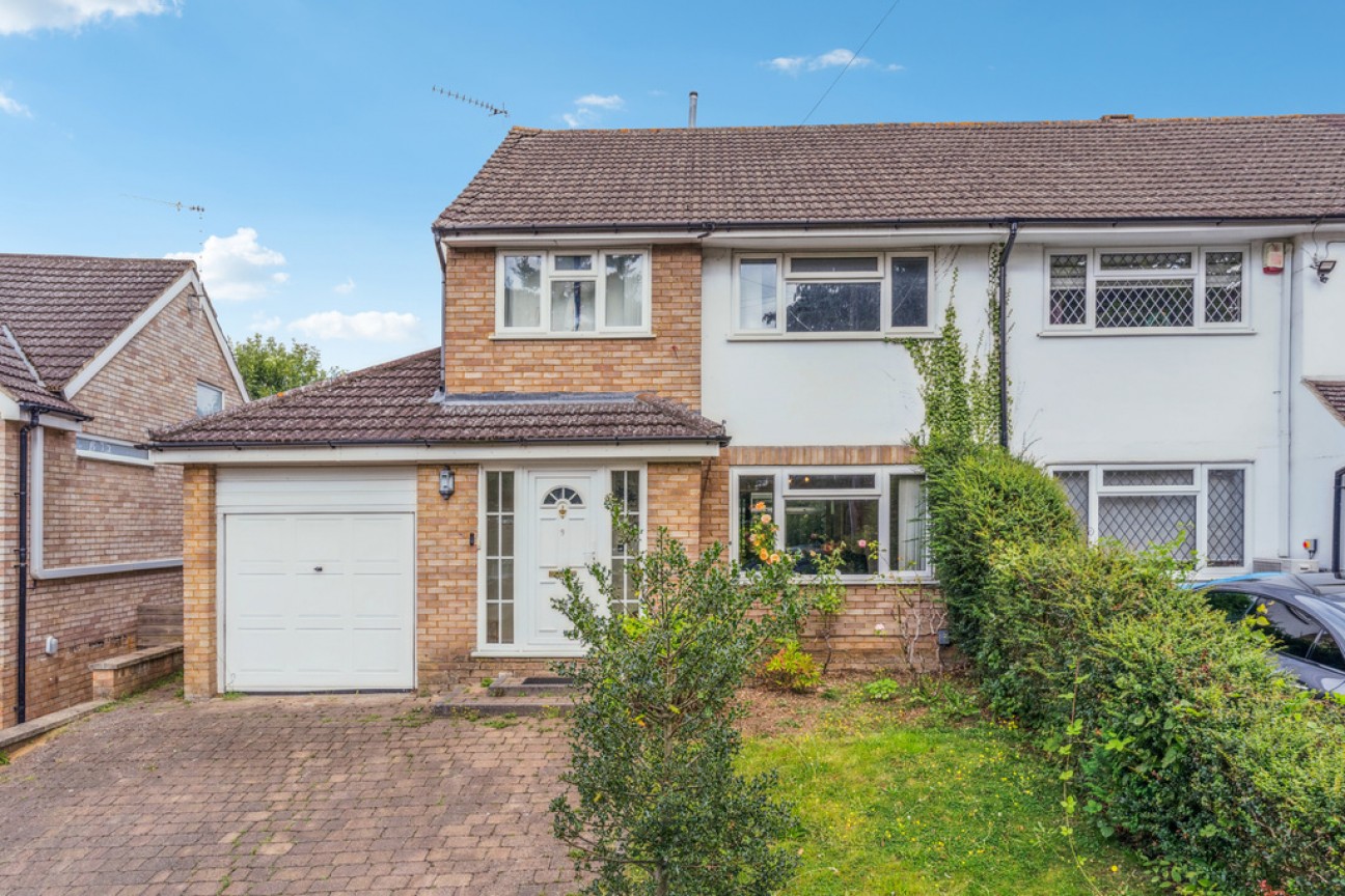 Field View Rise, Bricket Wood, St. Albans, Hertfordshire