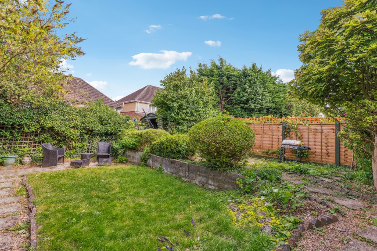 Field View Rise, Bricket Wood, St. Albans, Hertfordshire