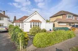 Manor Road, Potters Bar, Hertfordshire