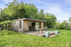 Manor Road, Potters Bar, Hertfordshire