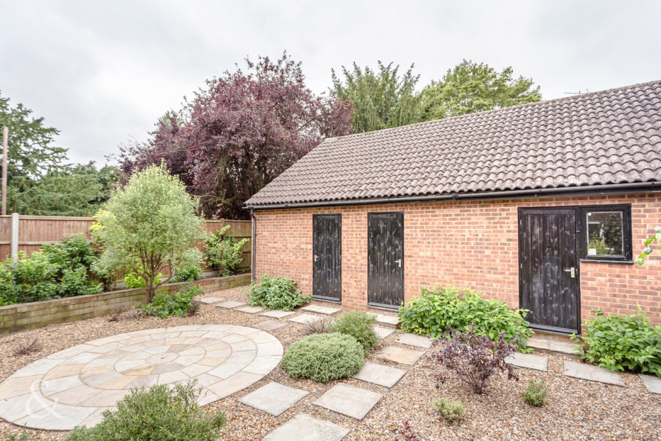 Frobisher Road, St. Albans, Hertfordshire