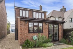 Markyate Road, Slip End, Luton, Bedfordshire