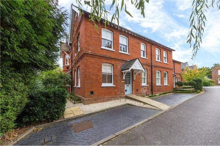 Ellis House, Ashwood Mews, St. Albans, Hertfordshire