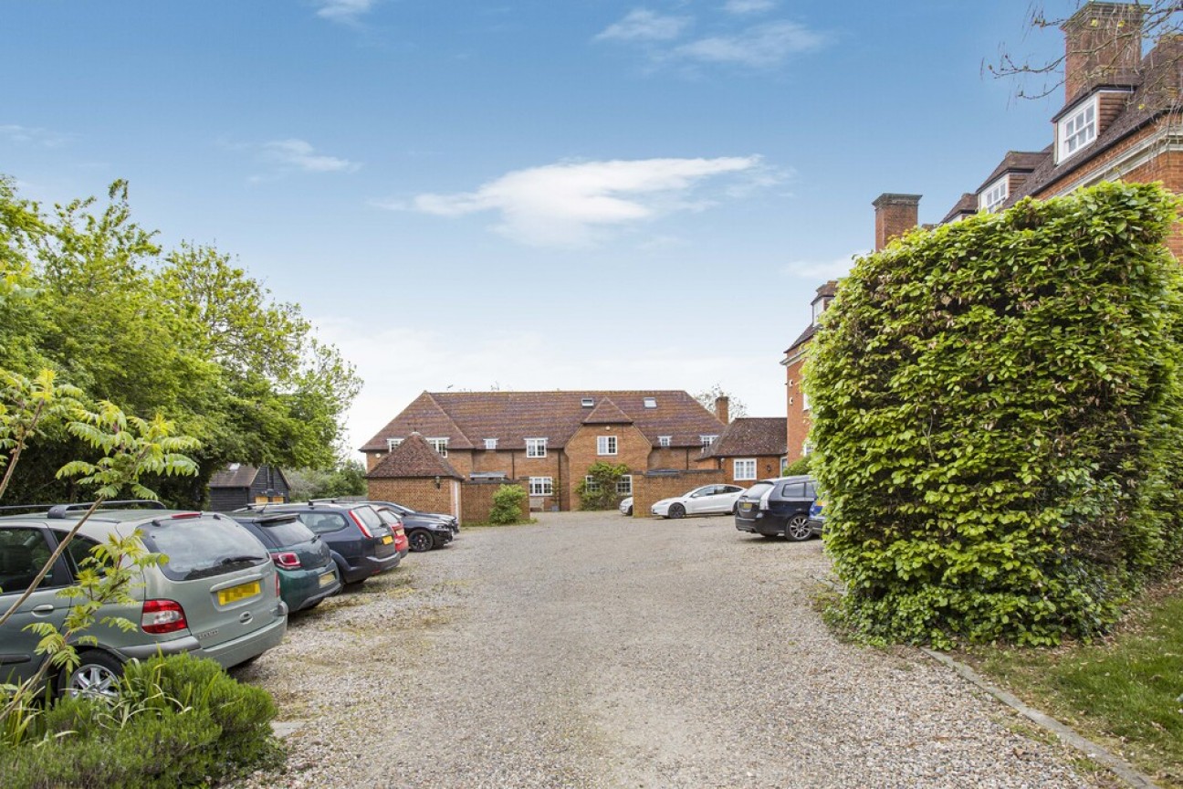 Fairshot Court, Woodcock Hill, Sandridge, St. Albans, Hertfordshire
