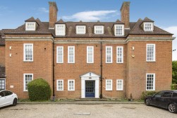 Fairshot Court, Woodcock Hill, Sandridge, St. Albans, Hertfordshire