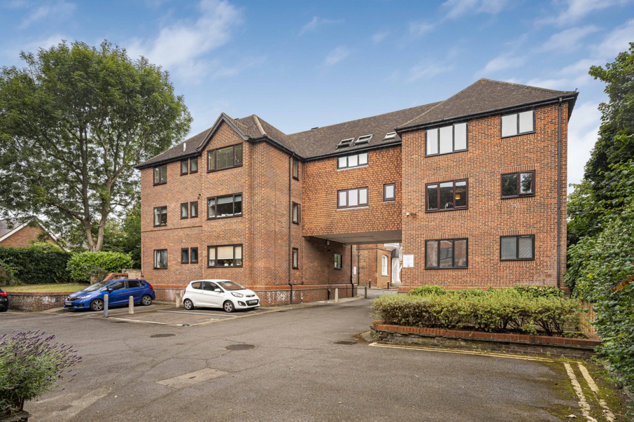 Ramsey Lodge Court, Hillside Road, St. Albans, Hertfordshire