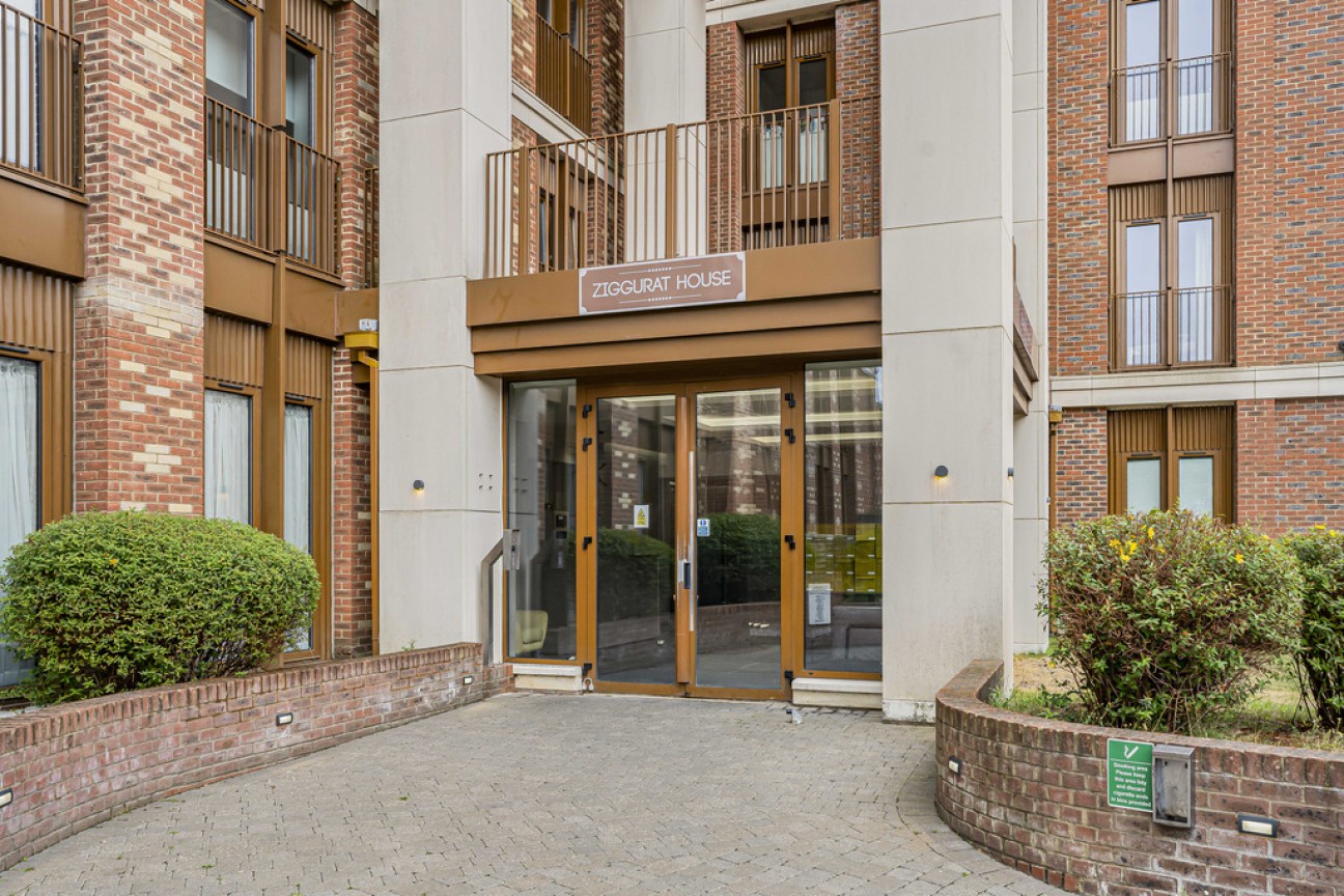 Ziggurat House, 25 Grosvenor Road, St. Albans, Hertfordshire