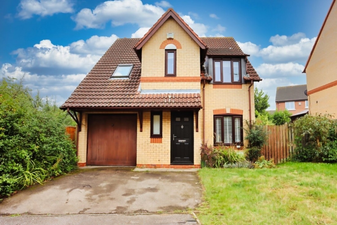 Lamberhurst Grove, Kents Hill, Milton Keynes, MK7