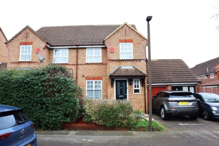 Kirkstall Place, Oldbrook, Milton Keynes, Buckinghamshire, MK6