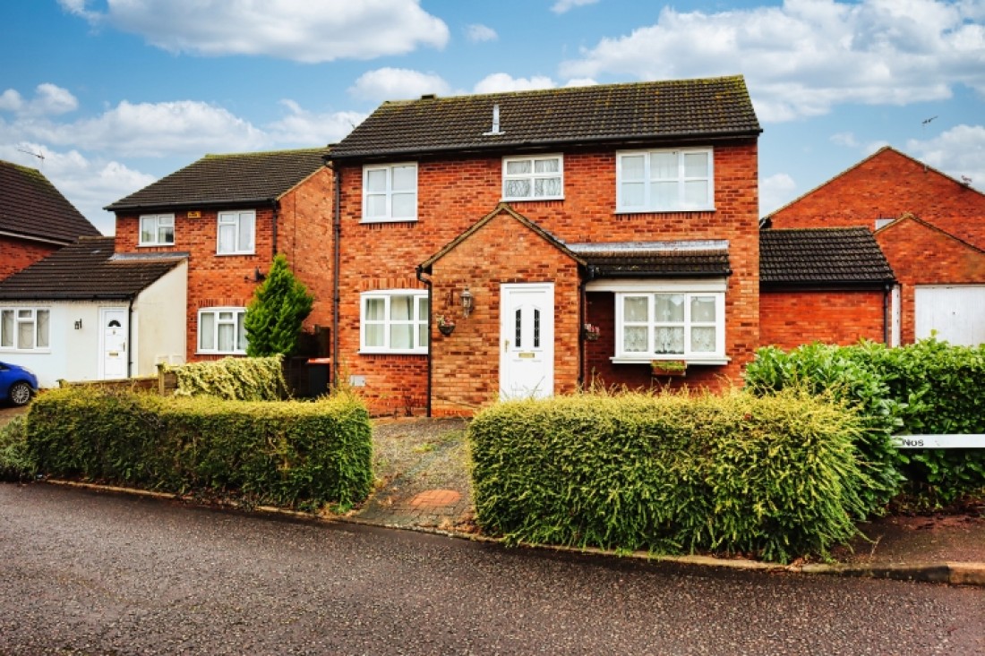 Shorham Rise, Two Mile Ash, Milton Keynes, Buckinghamshire, MK8