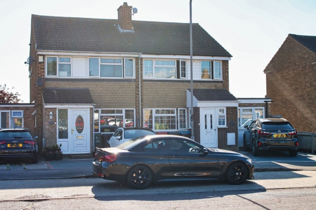 Room, Hunter Drive, Bletchley, Milton Keynes, Buckinghamshire, MK2