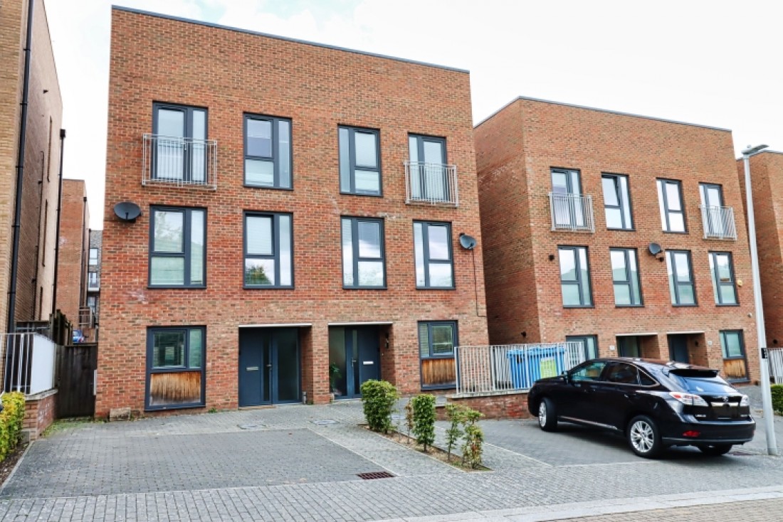 Columbia Place, Campbell Park, Milton Keynes, Buckinghamshire, MK9