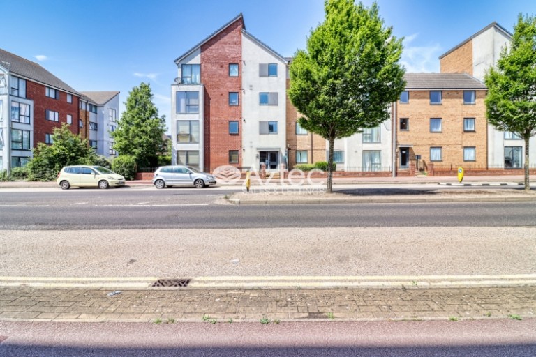 Countess Way, Broughton, Milton Keynes, Buckinghamshire, MK10