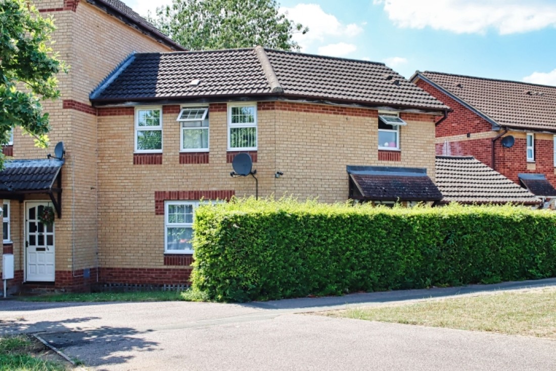 Rhodes Place, Oldbrook, Milton Keynes, Buckinghamshire, MK6