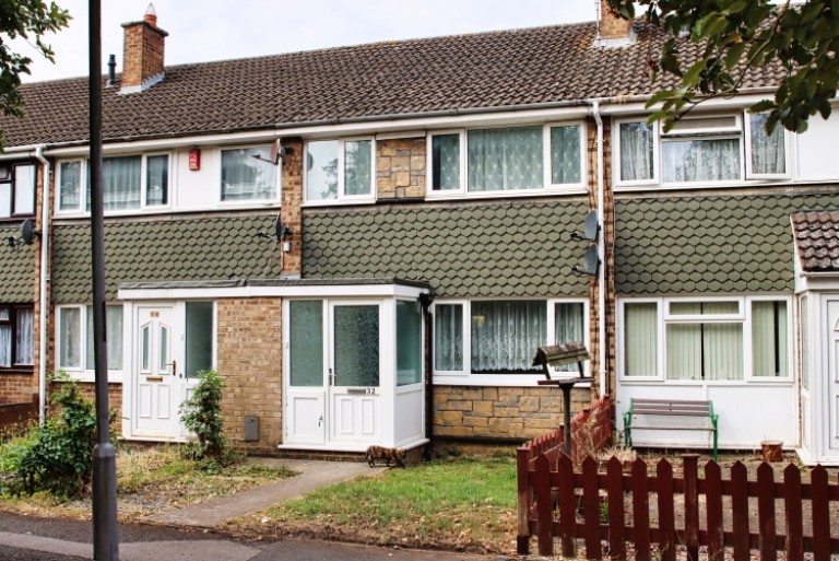 Celina Close, Bletchley, Milton Keynes, Buckinghamshire, MK2