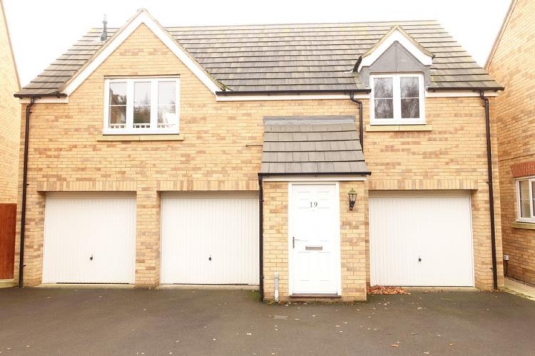 Temple Crescent, Oxley Park, Milton Keynes, MK4