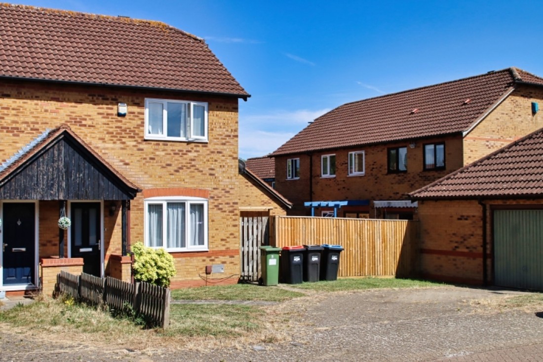 Calverleigh Crescent, Furzton, Milton Keynes, MK4