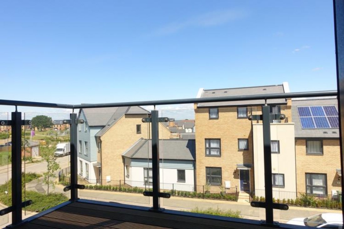Longhorn Drive, Whitehouse, Milton Keynes, Buckinghamshire, MK8