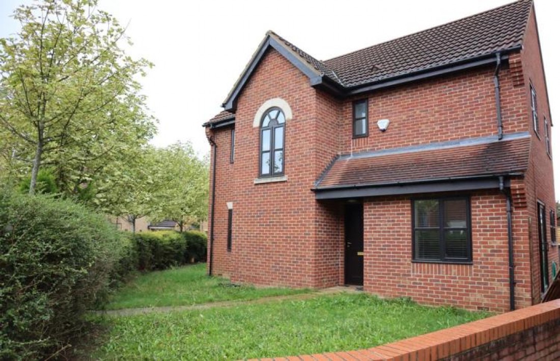 Rushfields Close, Westcroft, Milton Keynes, Buckinghamshire, MK4