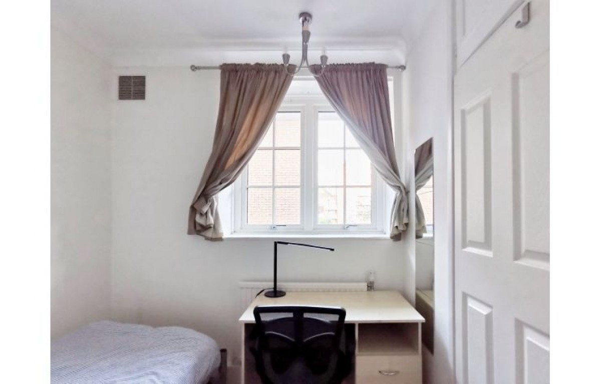 Swallow House, Barrow Hill Estate, London, NW8