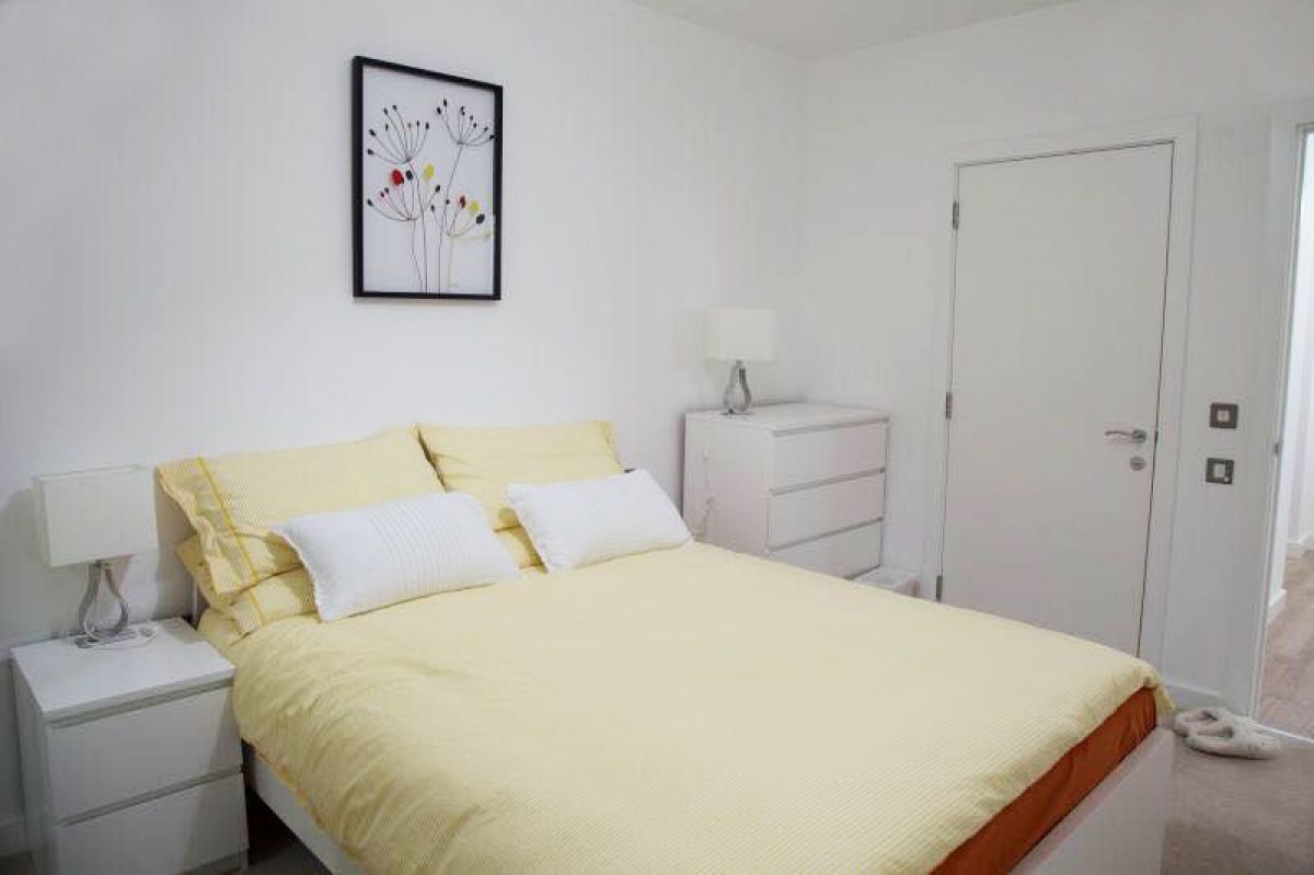 Eddington Court, Silvertown Way, E161GW