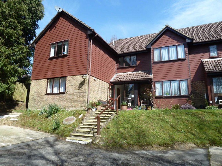 Hilders Farm Close, Crowborough