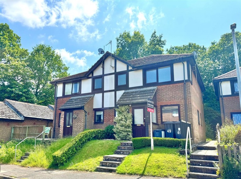 Buller Close, Crowborough