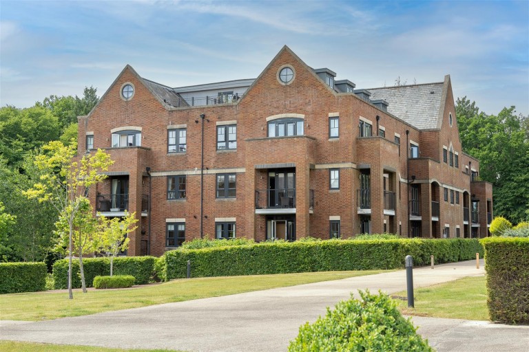 Little Trodgers Lane, Mayfield