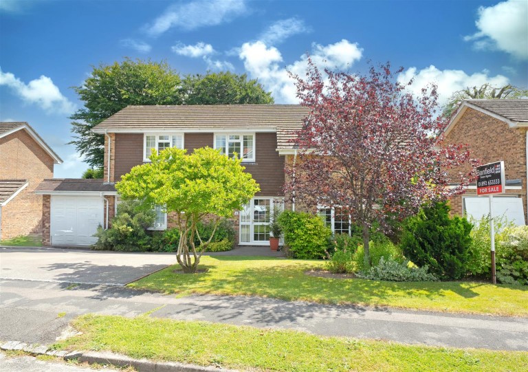 Swift Close, Crowborough