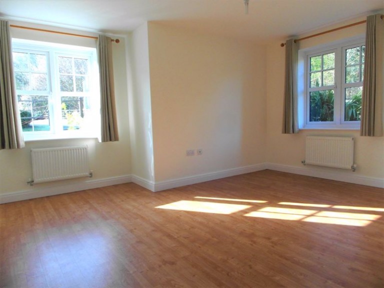 Wallett Drive, Muxton, Telford