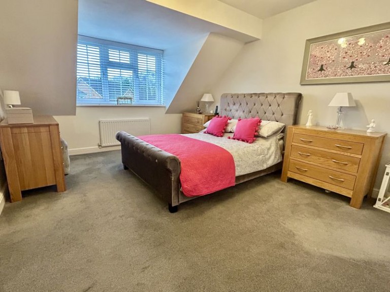 Daniels Cross, Newport