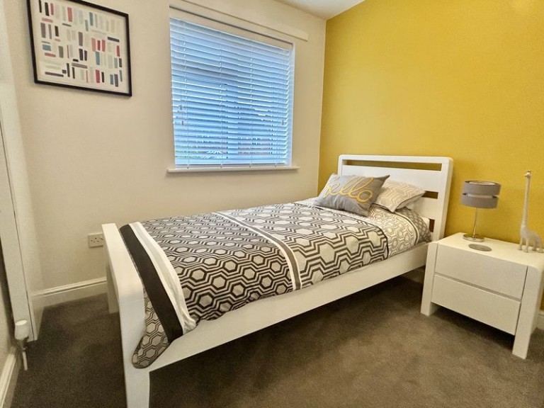 Daniels Cross, Newport