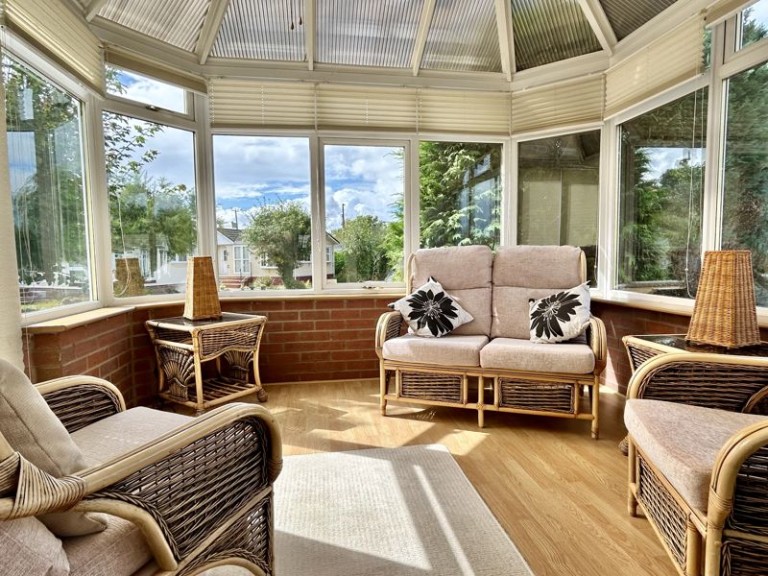 Kings Head Home Park, Newport