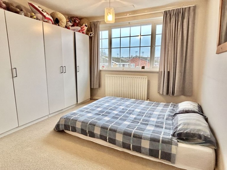 8 Aqualate Close, Newport