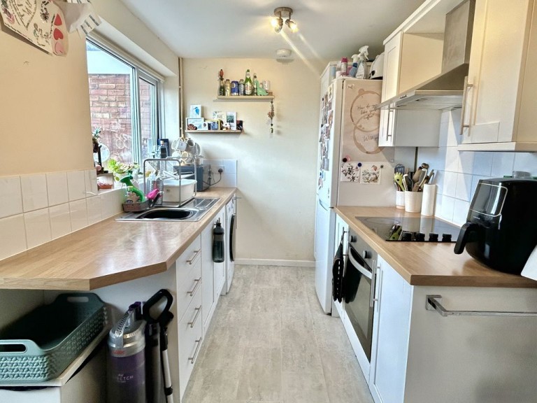 Broomfield Place, Newport