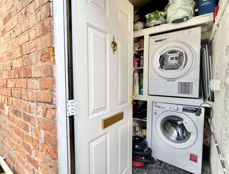 Chetwynd End, Newport