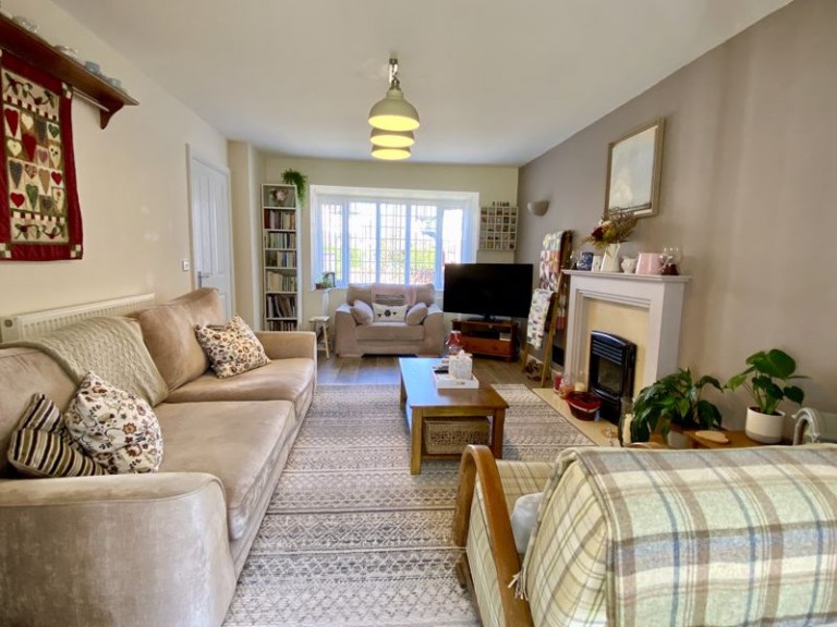 Audley Avenue, Newport