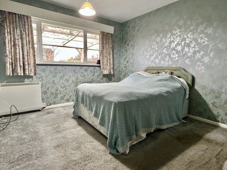 Fieldhouse Drive, Muxton, Telford