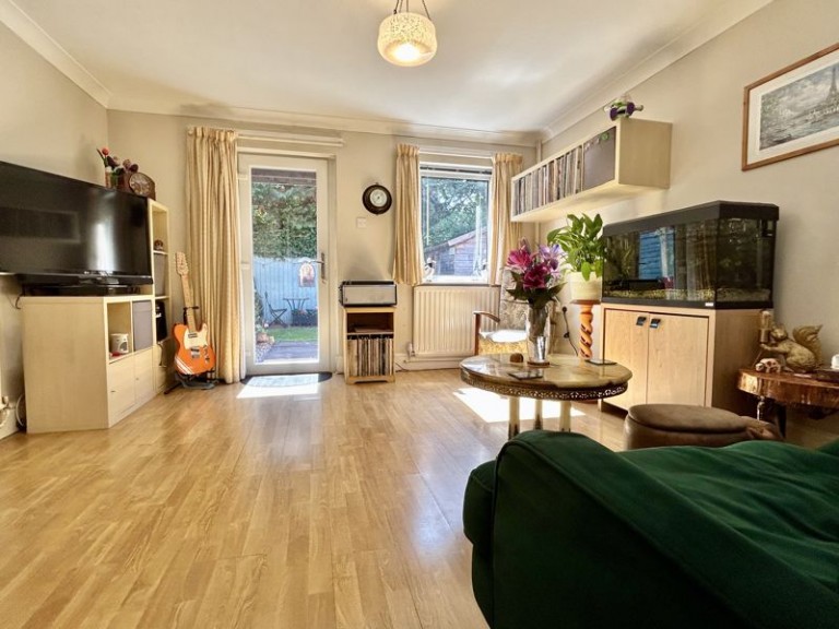 Meadow View Close, Newport