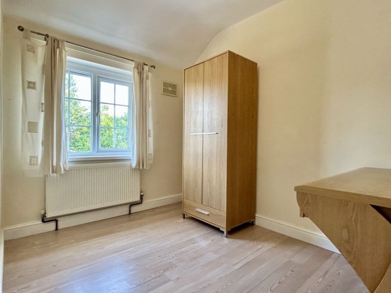 Vauxhall Crescent, Newport