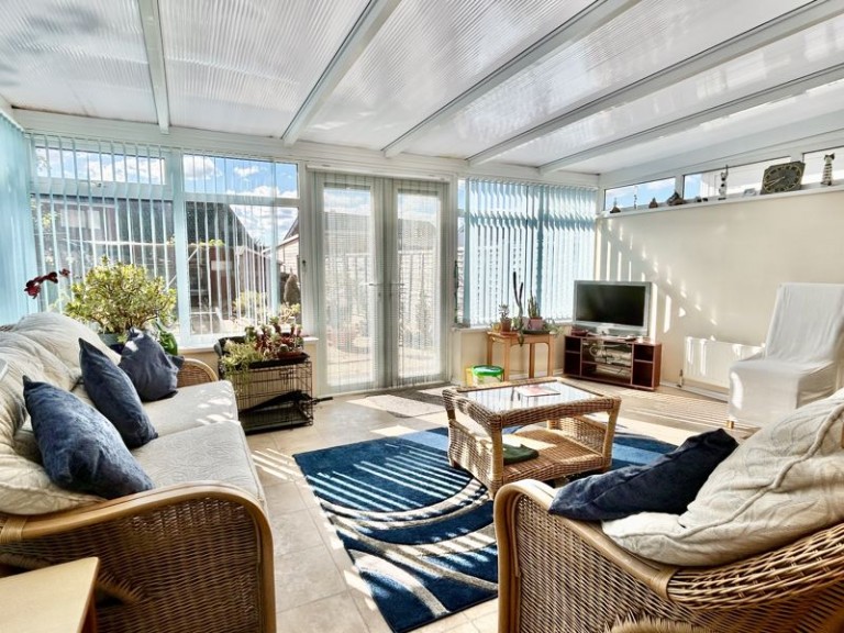 Barnmeadow Road, Newport