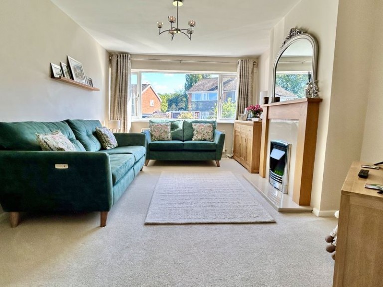 Chetwynd Grove, Newport