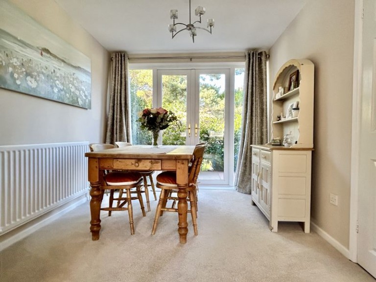 Chetwynd Grove, Newport