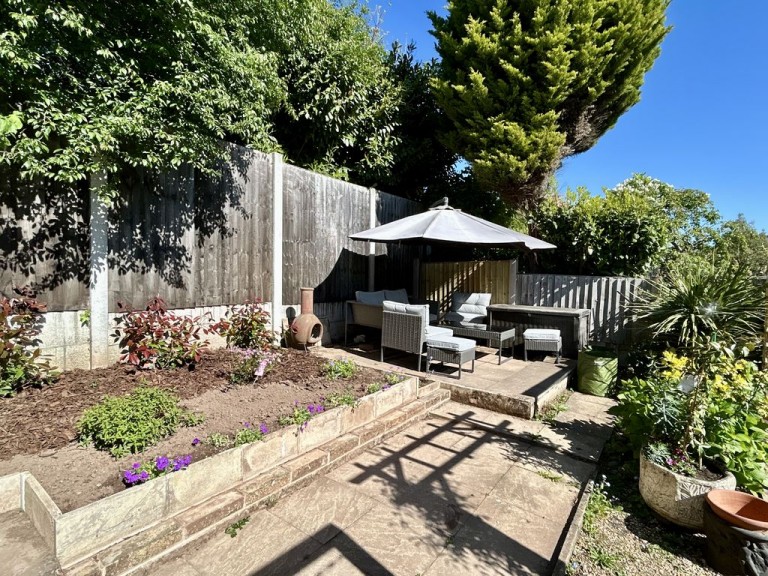 Chetwynd Grove, Newport