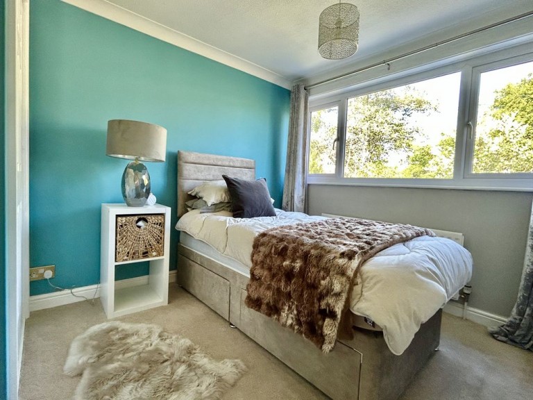 Chetwynd Grove, Newport