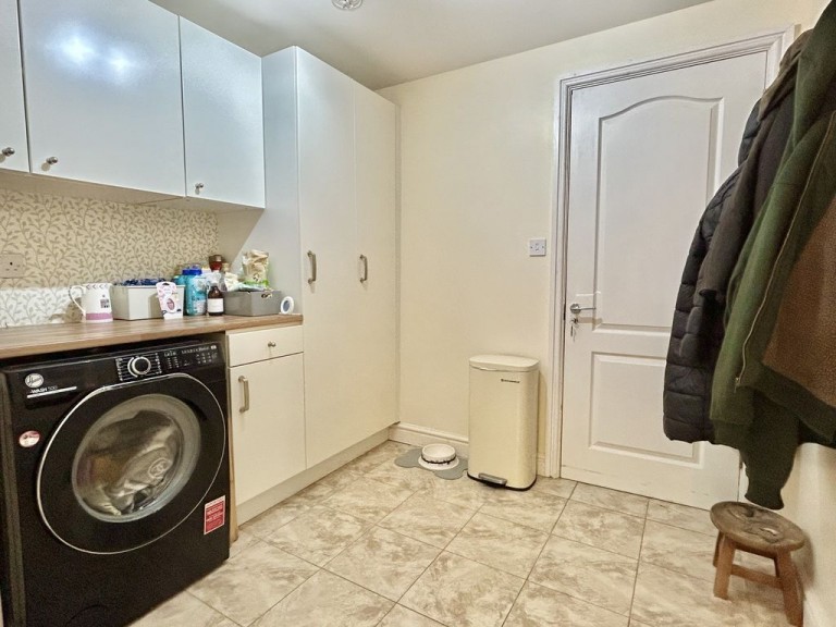 Chetwynd Grove, Newport
