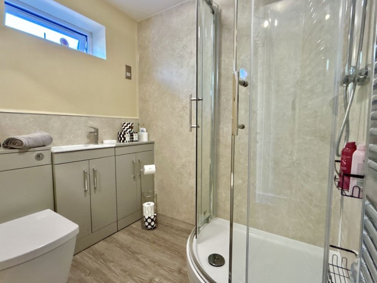 Chetwynd Grove, Newport