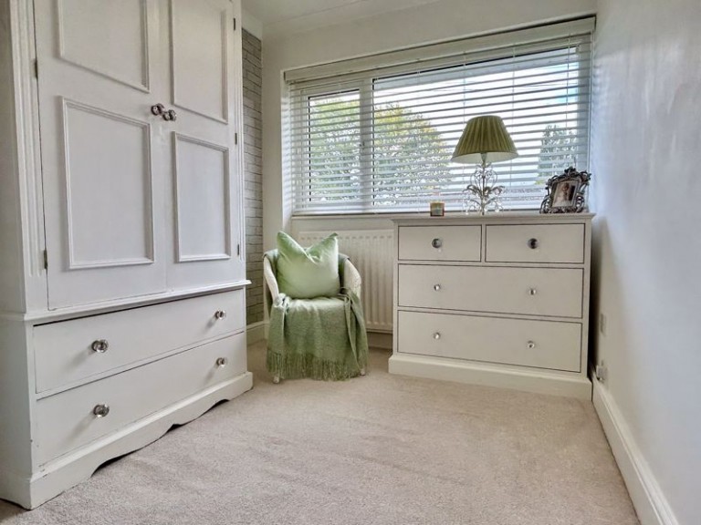 Chetwynd Grove, Newport