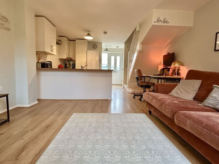 Palisade Close, Newport