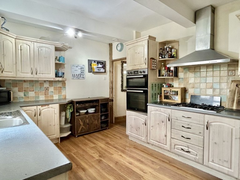 Chetwynd End, Newport